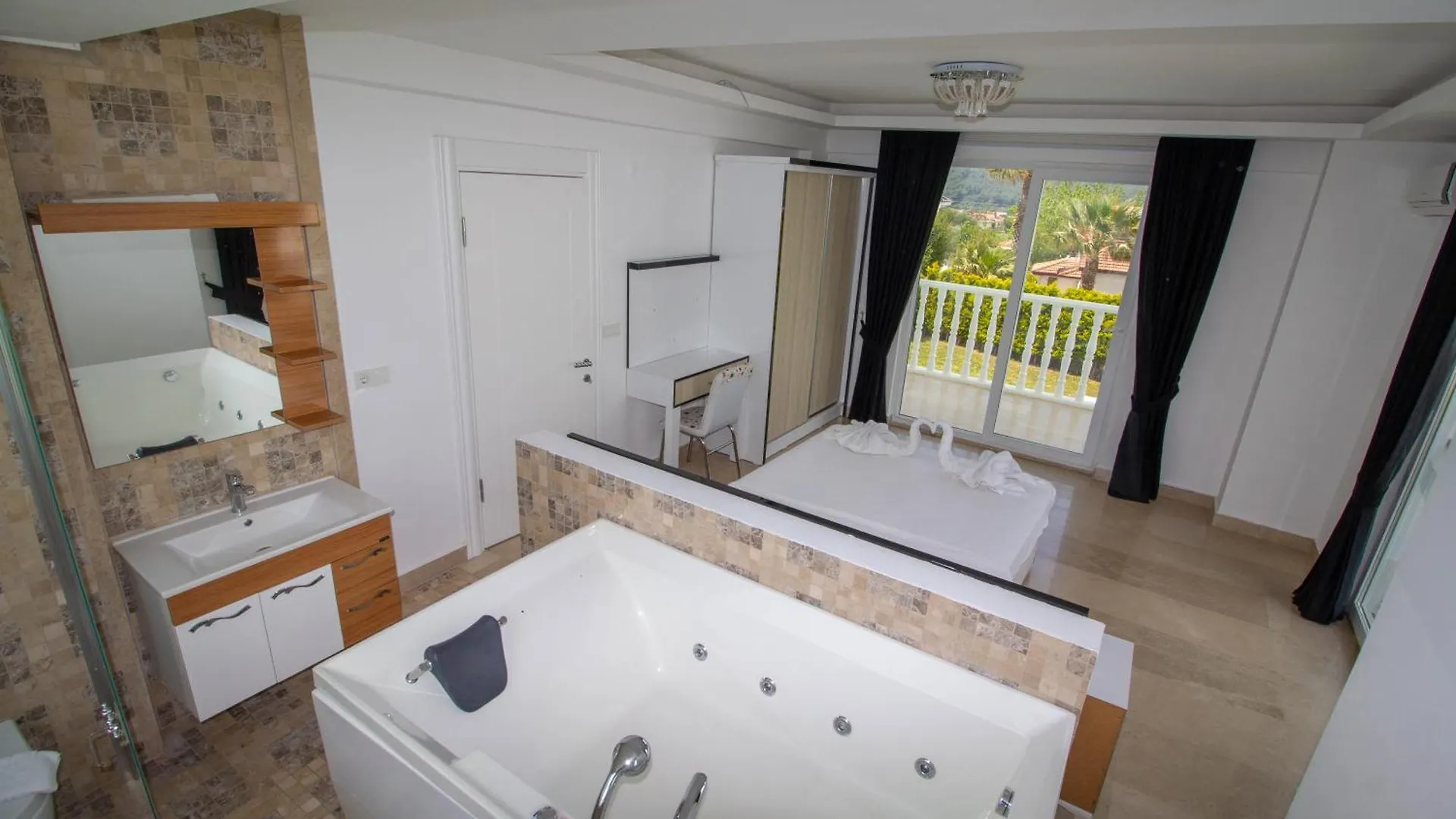 Hisarpark A Villa, Oezel Havuzlu, Fethiye Ölüdeniz 0*,  Turquía